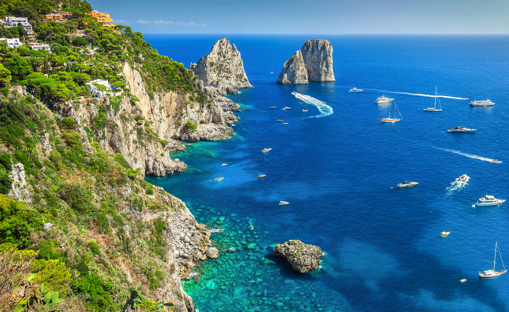 Faraglioni di Capri - Napoli in barca a vela